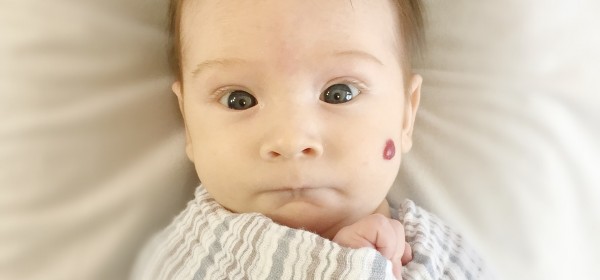 newborn-2438260_1280